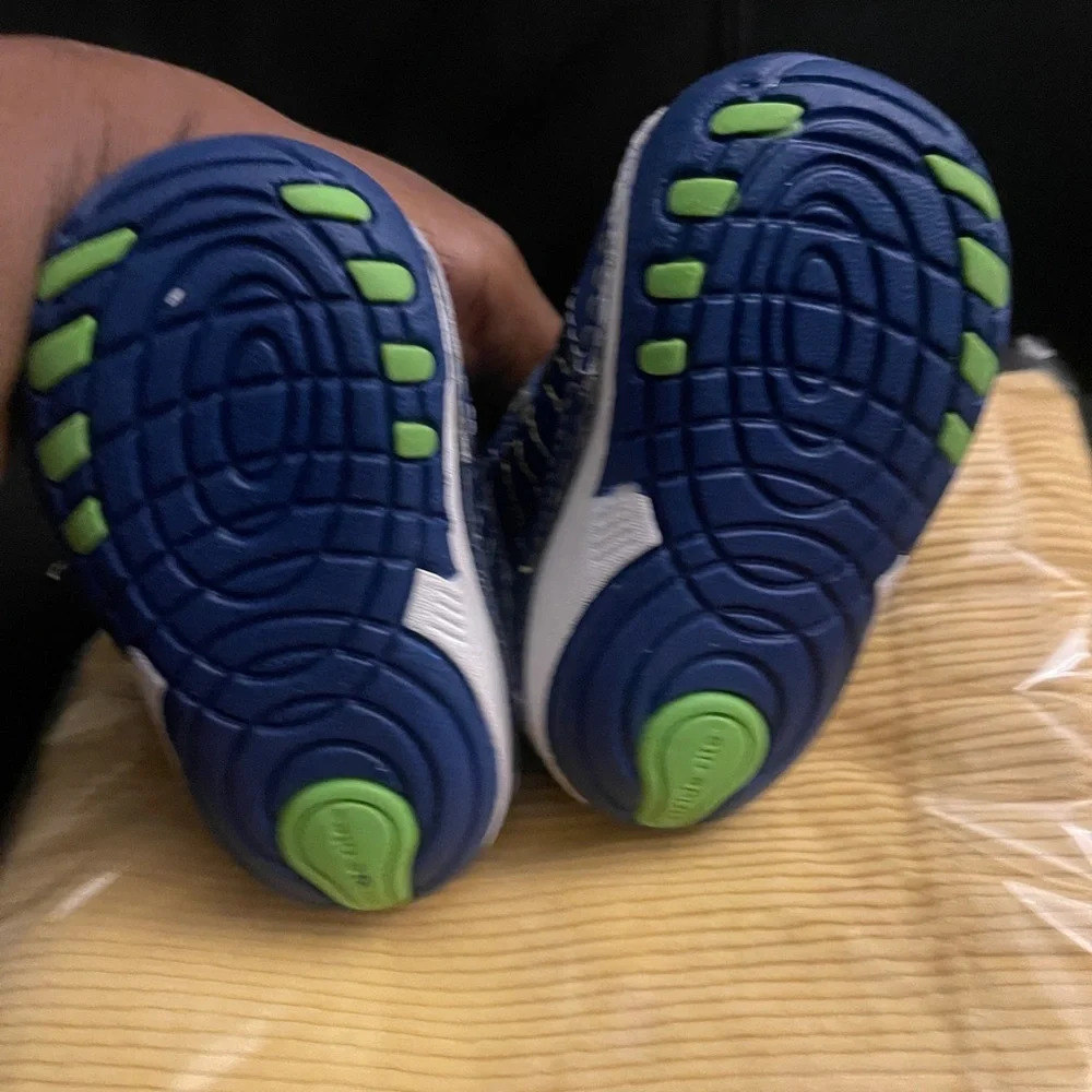 Stride Rite Navy and Lime Kids Sneakers Baby Boy Size 3 - Picture 3 of 10
